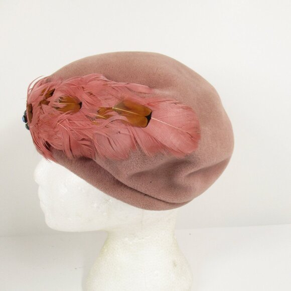 Vintage 1940's - 50's Pink Pillbox Hat Woman's Feathers & Brotch Chevalier Italy - Picture 4 of 9